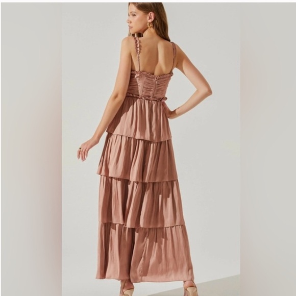 NEW ASTR THE LABEL Tempany Tiered Ruffle Maxi Dress Anthropologie Size Small - Picture 7 of 8